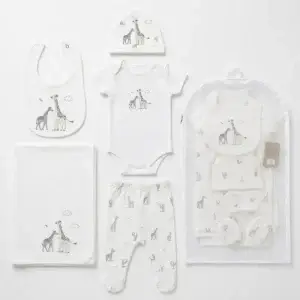 Baby 5 Piece Giraffe Gift Set with Hat, Bib & Blanket Bib